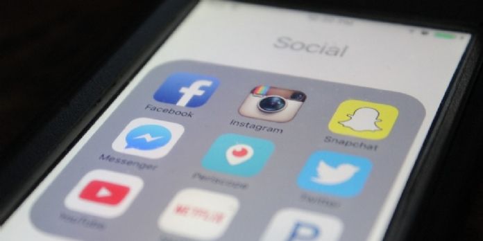 Des publicités sur la home de Facebook Messenger